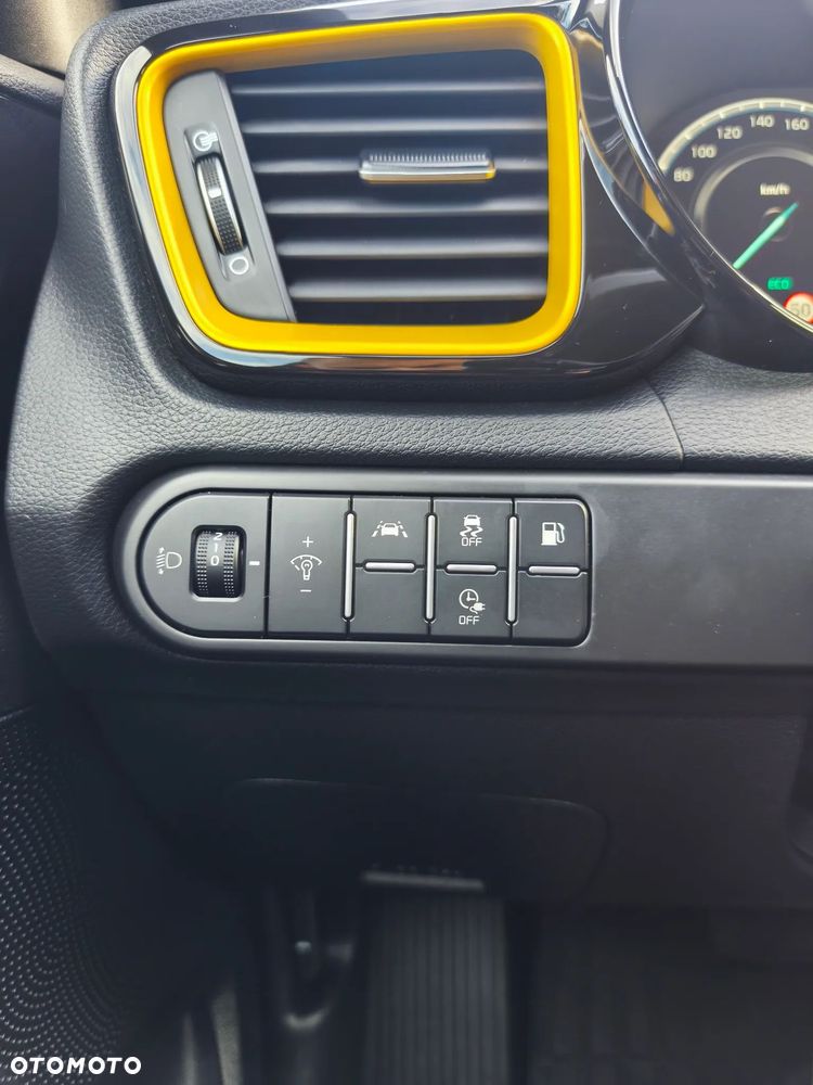 Kia XCeed 1.6 GDI PHEV L Business Line DCT - 33