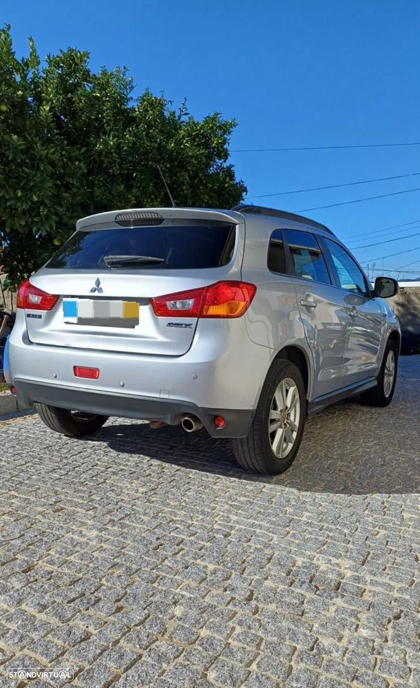 Mitsubishi ASX 1.8 DI-D Instyle - 1