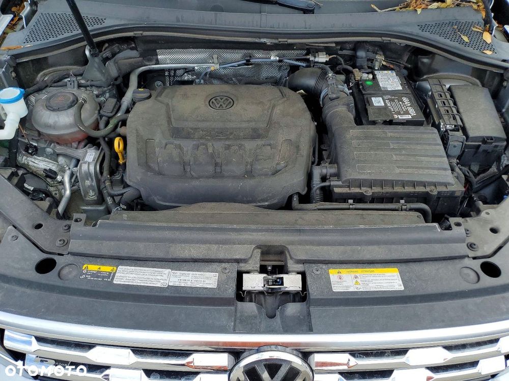 Volkswagen Tiguan - 12
