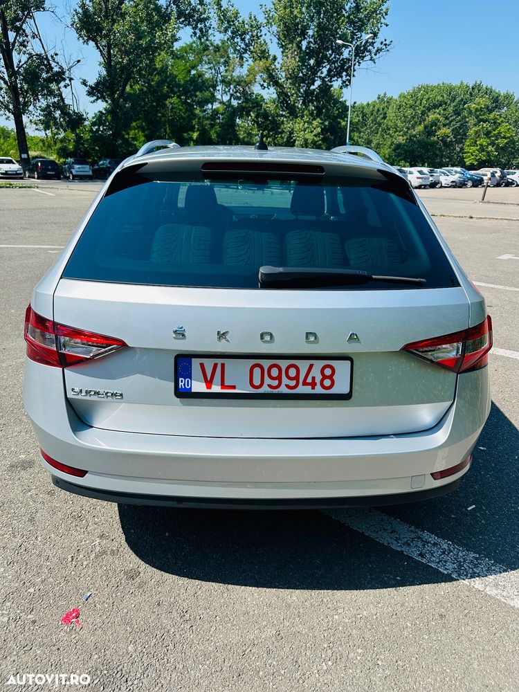 Skoda Superb 1.6 TDI DSG Ambition - 5