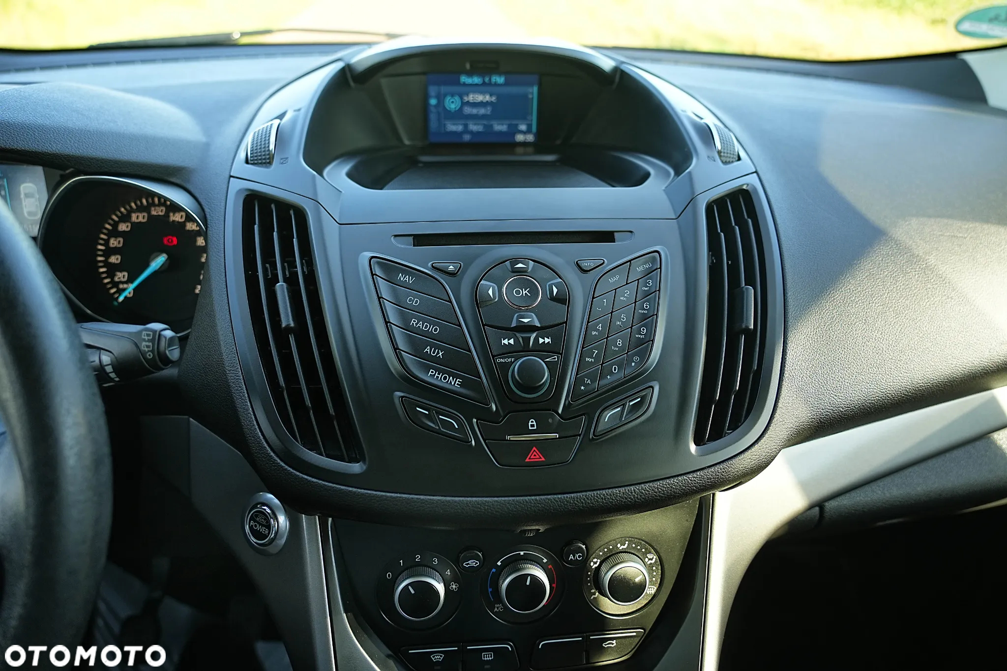 Ford Kuga 2.0 TDCi 4WD Titanium - 22