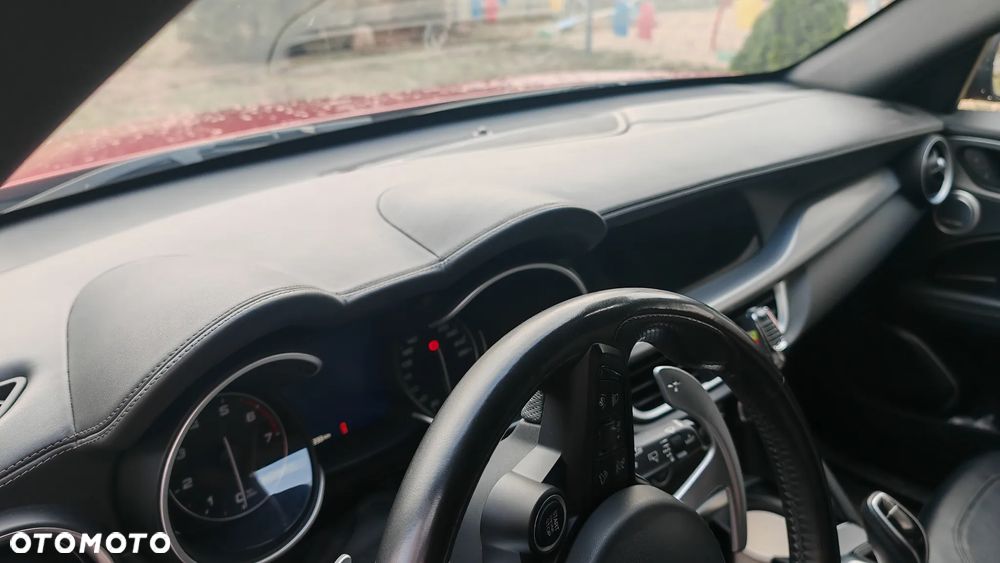 Alfa Romeo Stelvio 2.0 Turbo Veloce Q4 - 11