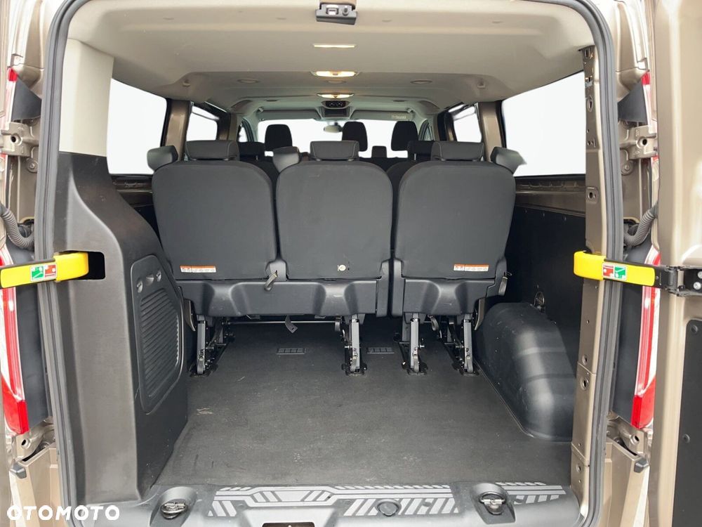 Ford Transit Custom - 13