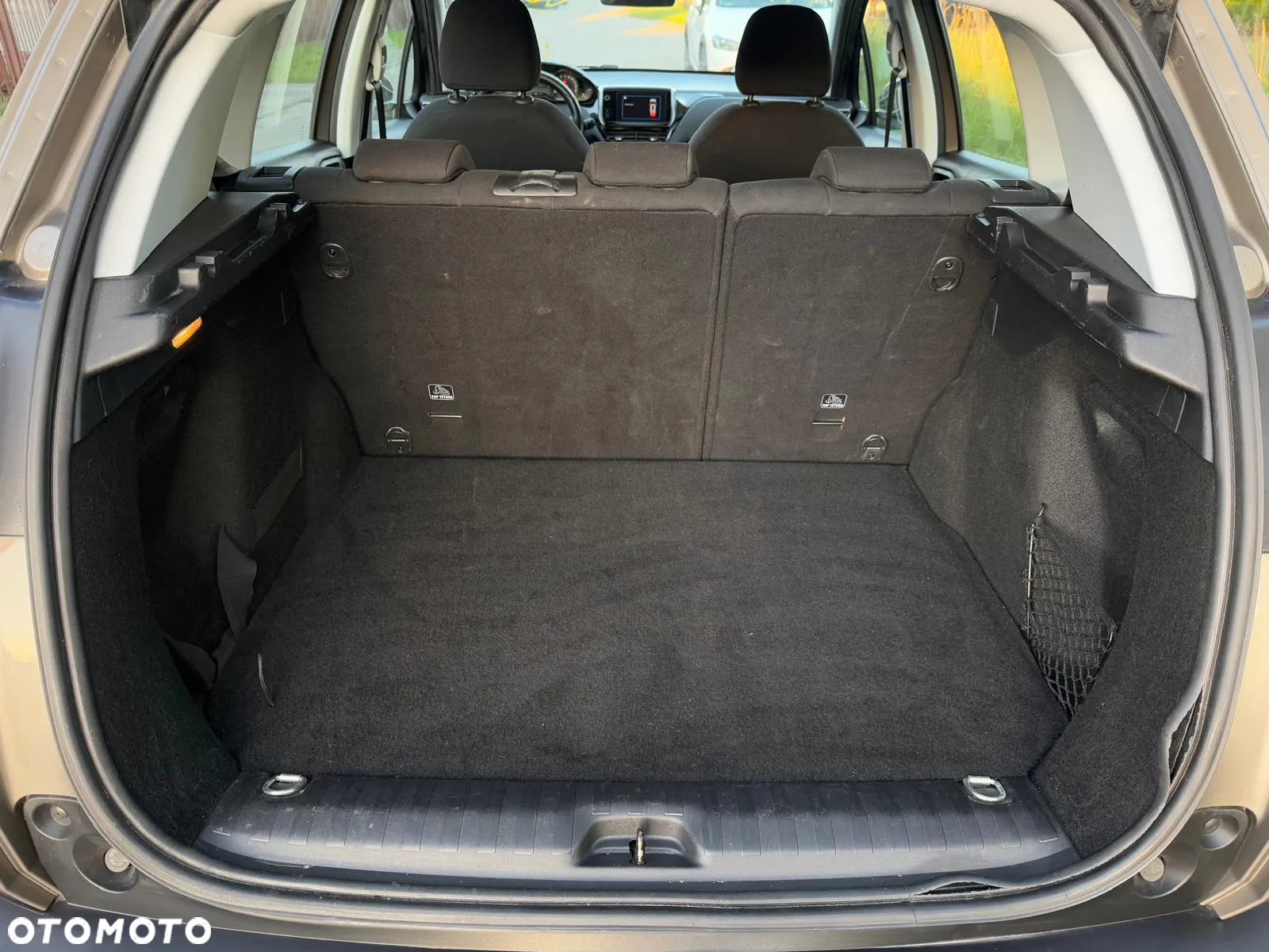 Peugeot 2008 82 VTI Allure - 17