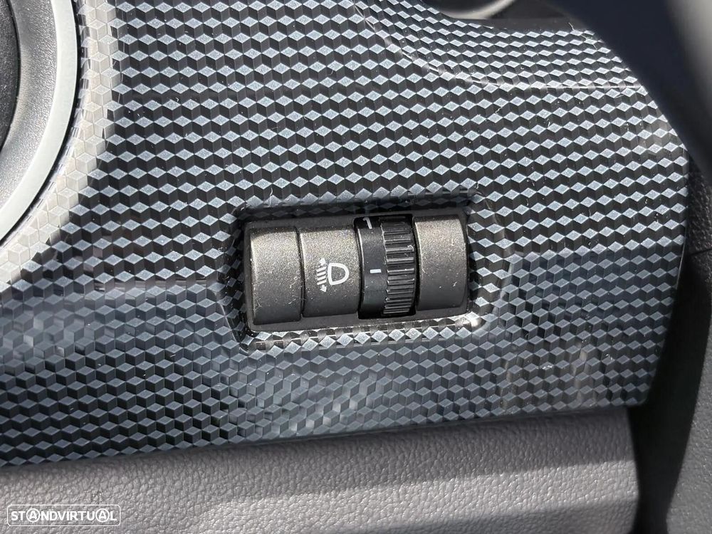 VW Up! 1.0 BMT Move - 36