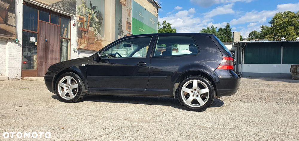 Volkswagen Golf 2.0 Highline - 29