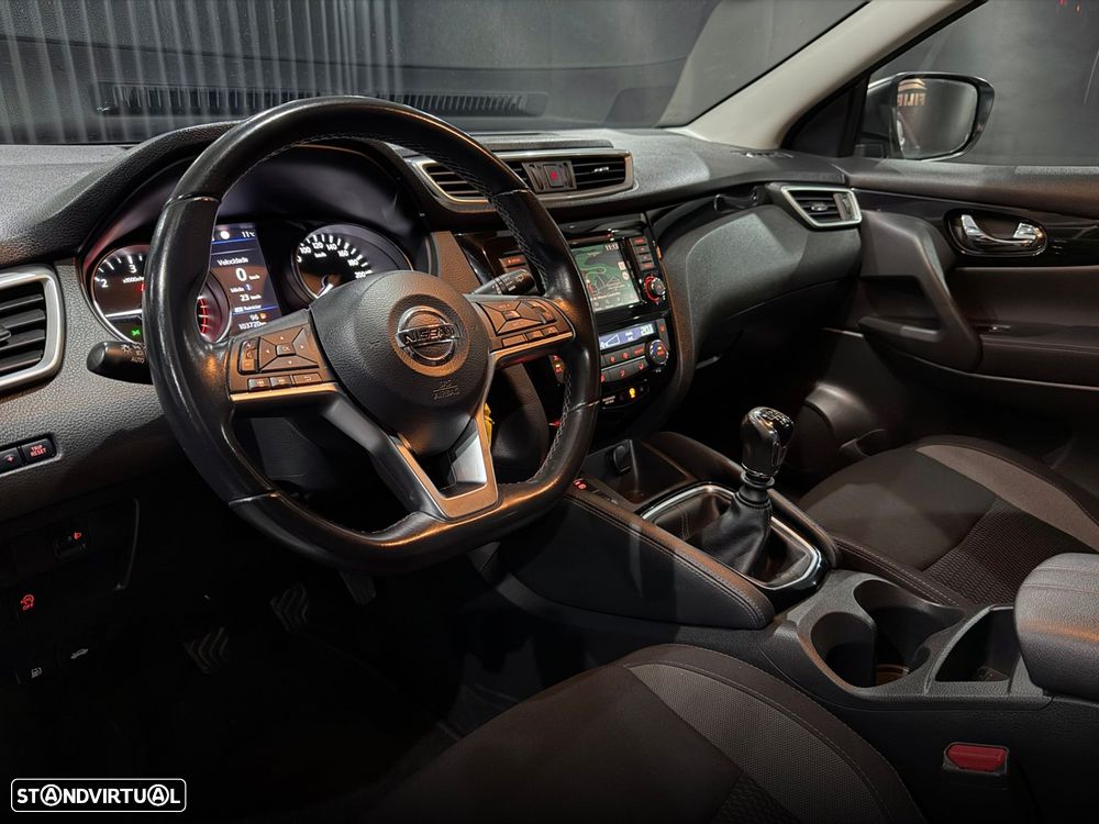 Nissan Qashqai 1.5 dCi N-Connecta - 11