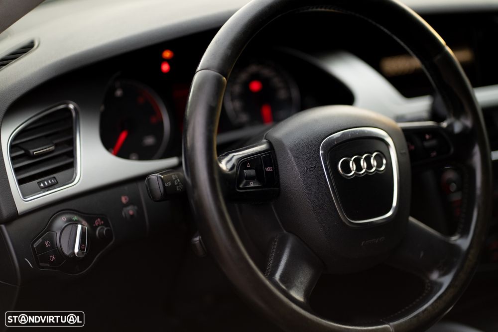 Audi A4 Avant 2.0 TDI - 11