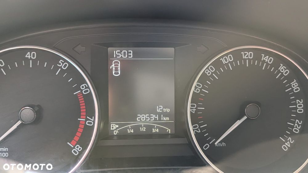 Skoda Fabia 1.0 Active - 6