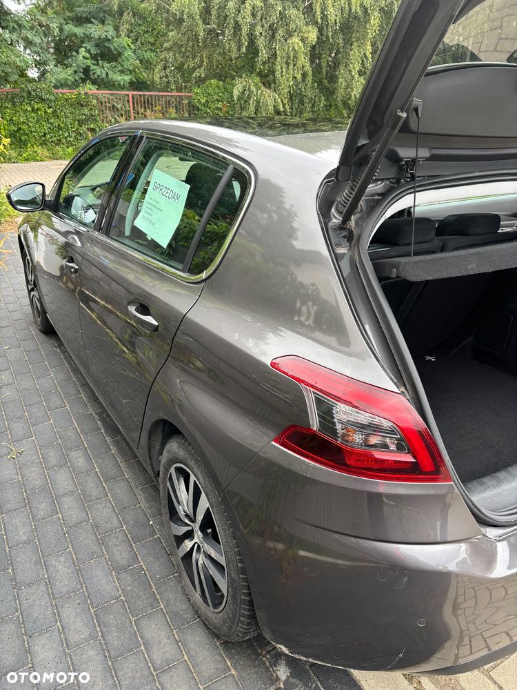 Peugeot 308 1.2 PureTech Active S&S EAT6 - 19