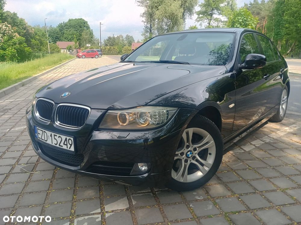 BMW Seria 3 318i - 1