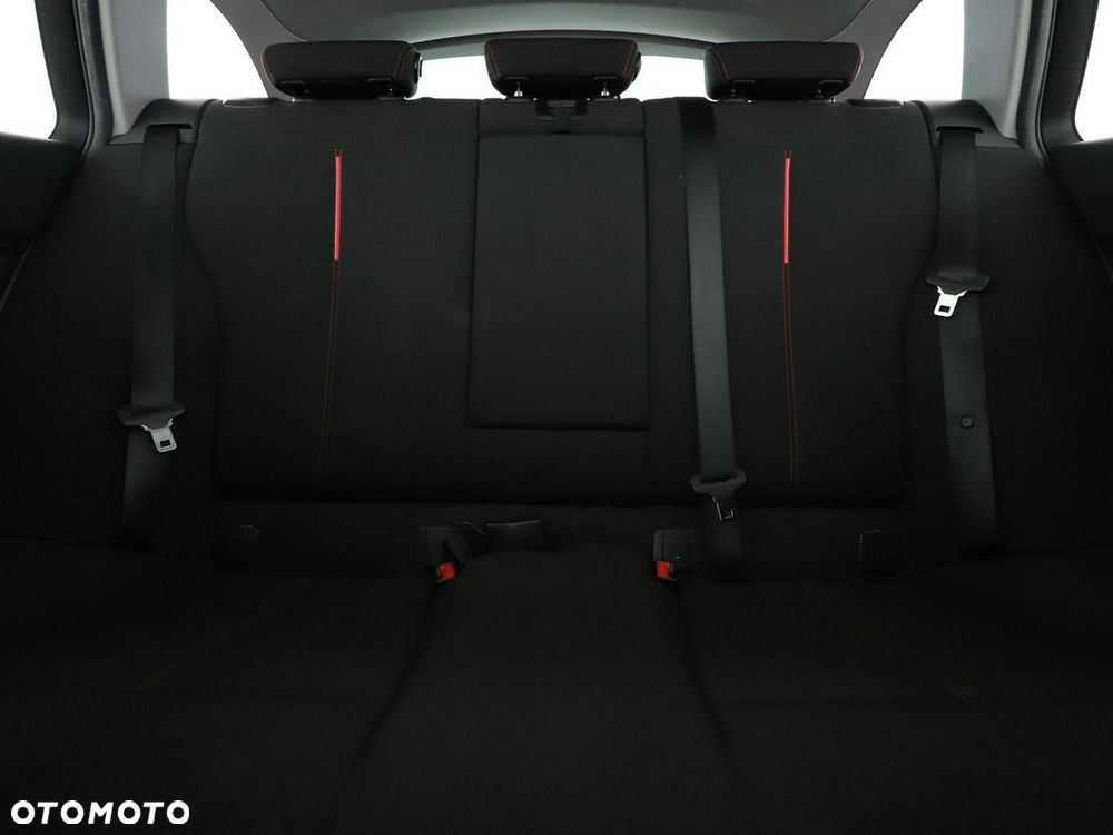 BMW Seria 3 318d - 19