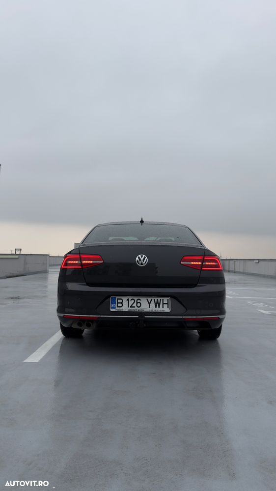 Volkswagen Passat 2.0 TDI SCR DSG (BlueM Tech) Highline - 4