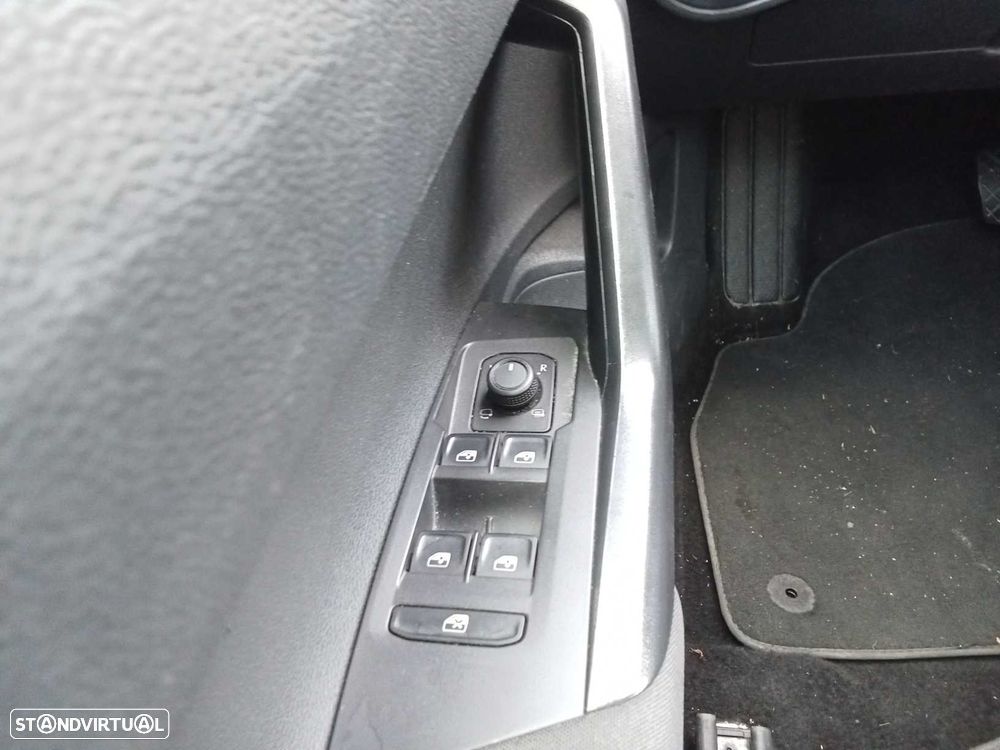 VW Polo 1.0 TSI Life DSG - 19