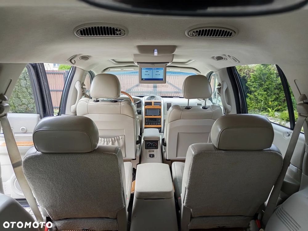 Chrysler Aspen 5.7 Limited AWD - 11