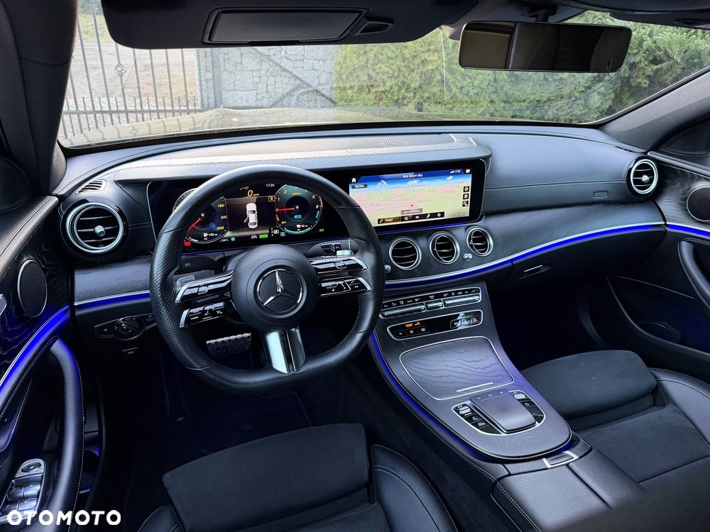 Mercedes-Benz Klasa E 300 de 9G-TRONIC AMG Line - 33