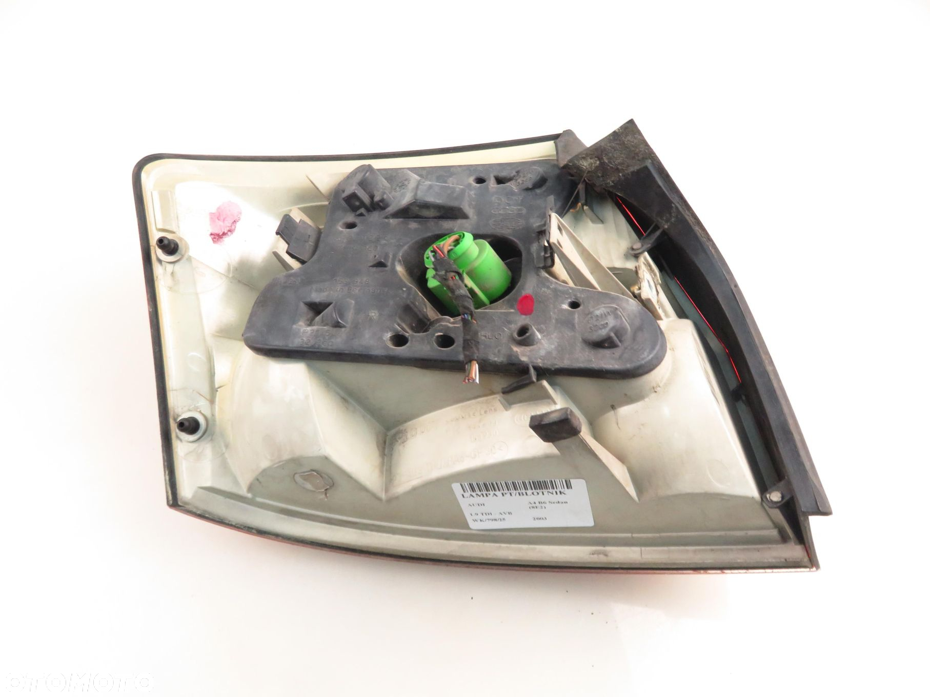 LAMPA PRAWA TYLNA AUDI A4 B6 Sedan (8E2) 8E0945096C - 7