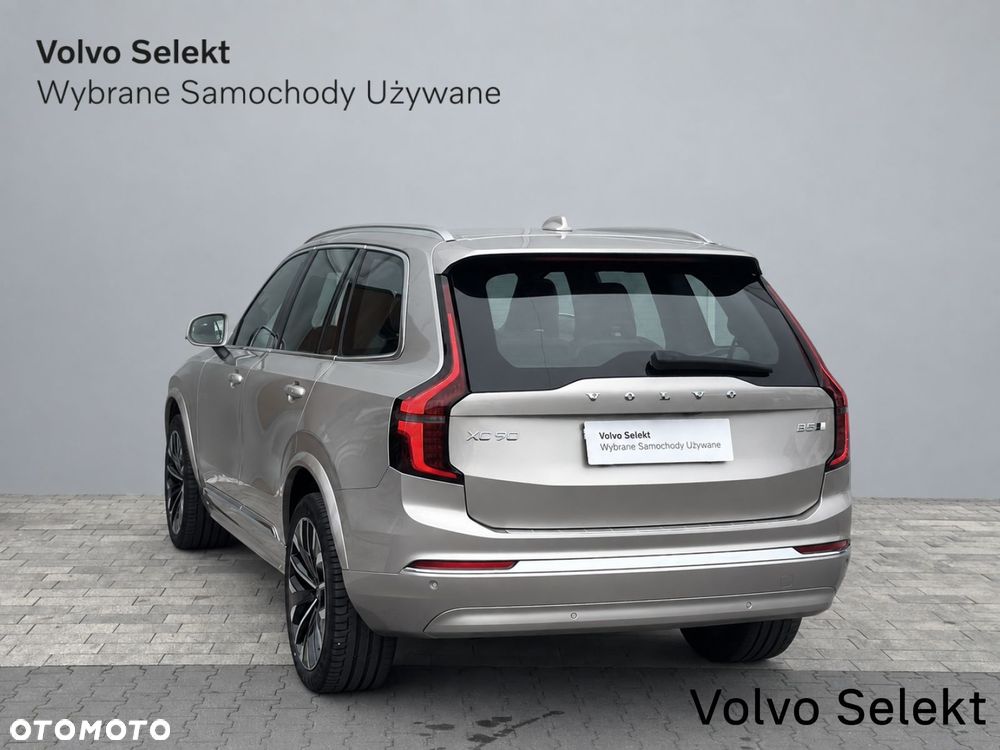 Volvo XC 90 - 8