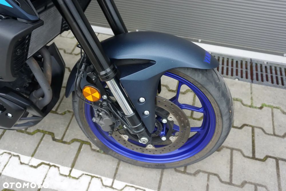 Yamaha MT - 12