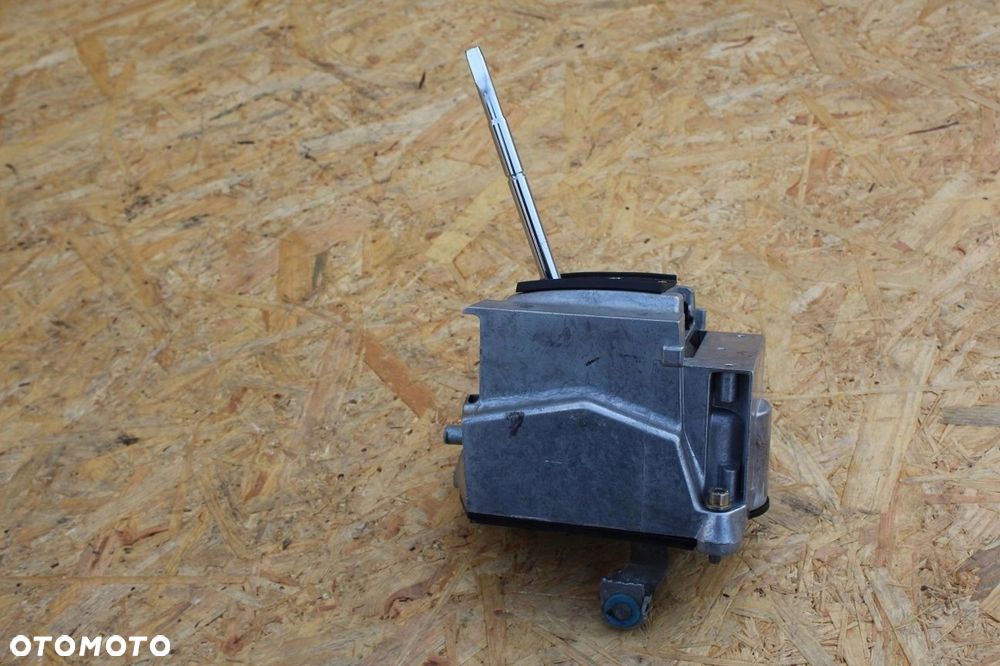 Lewarek biegów Mercedes w220 2202671324 KEYLESS-GO - 1
