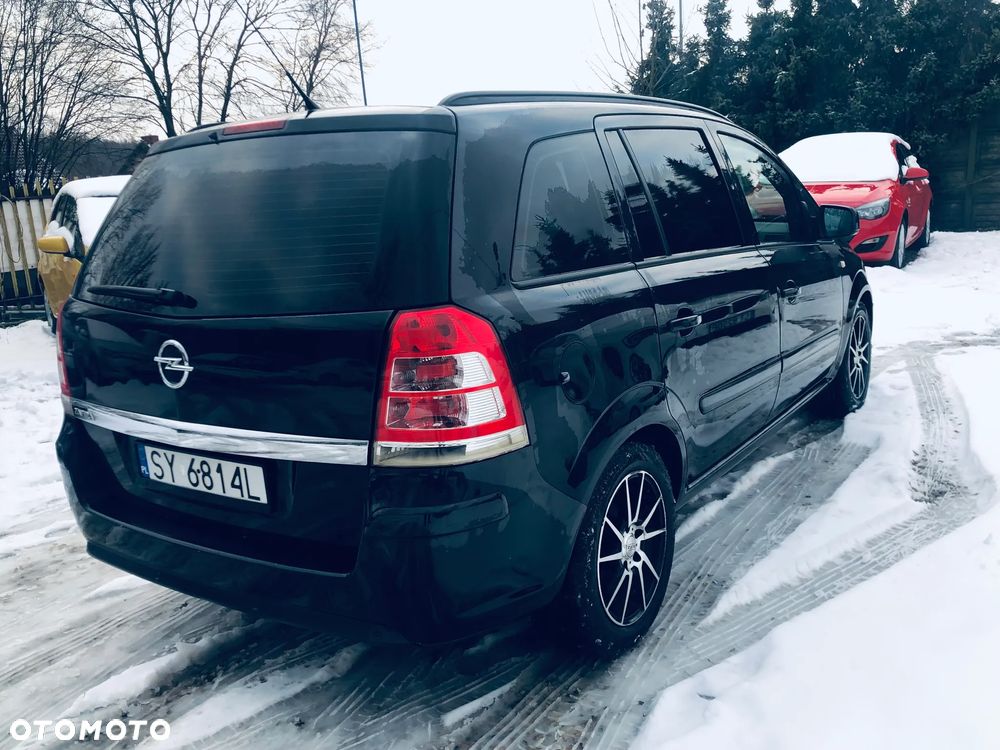 Opel Zafira 1.8 Cosmo - 7