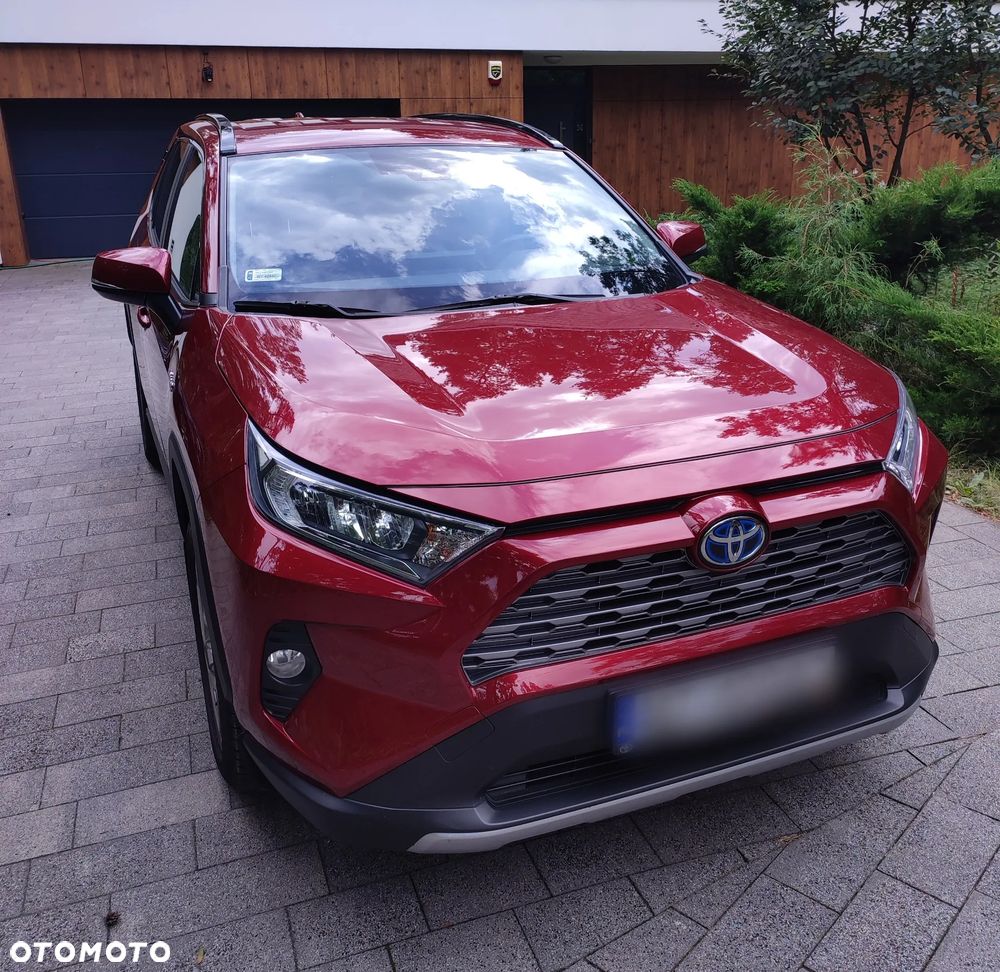 Toyota RAV4 - 1