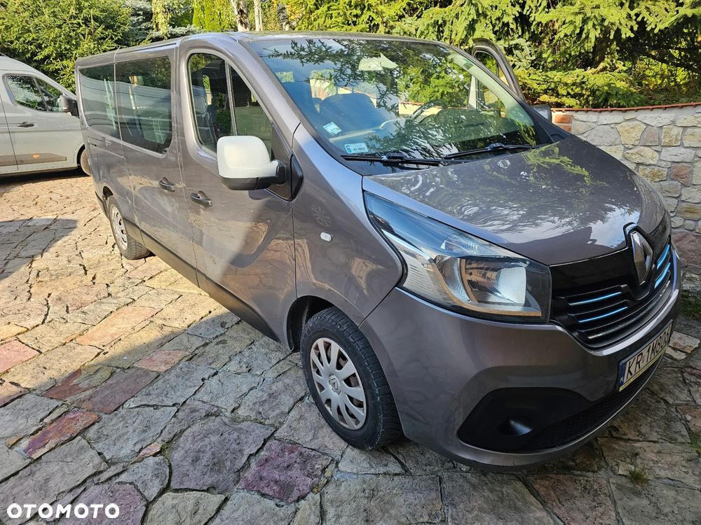 Renault Trafic - 1