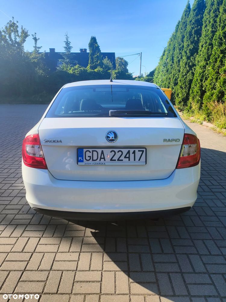 Skoda RAPID 1.2 Active - 2