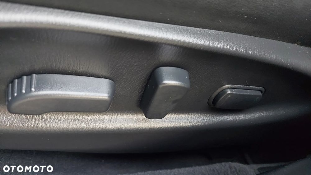 Infiniti Q70 2.2d Premium - 18