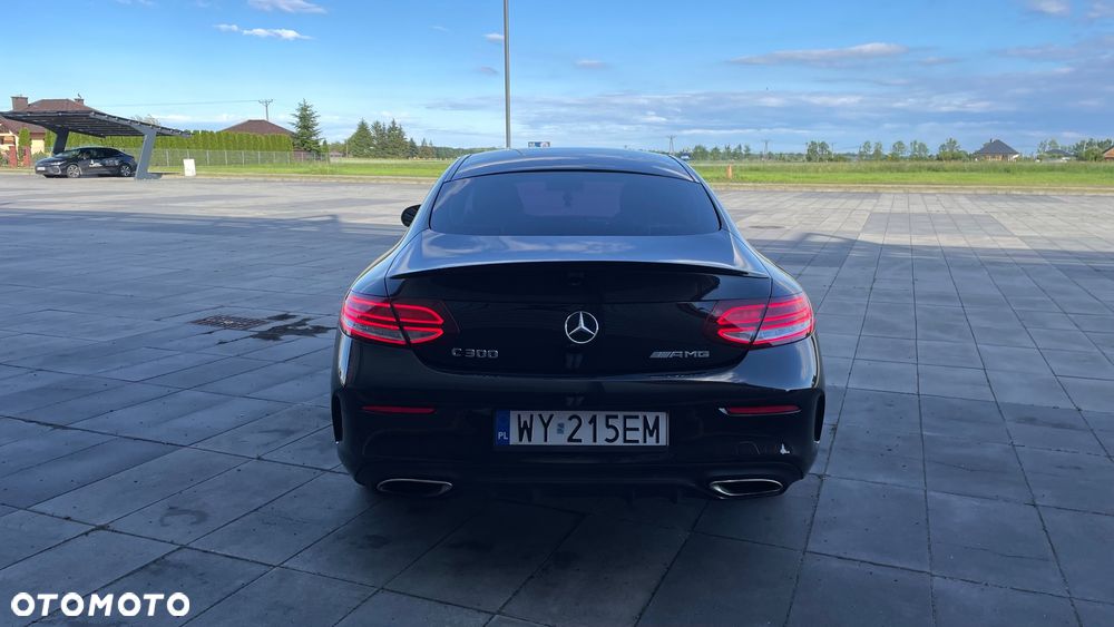 Mercedes-Benz Klasa C 300 9G-TRONIC AMG Line Plus - 10