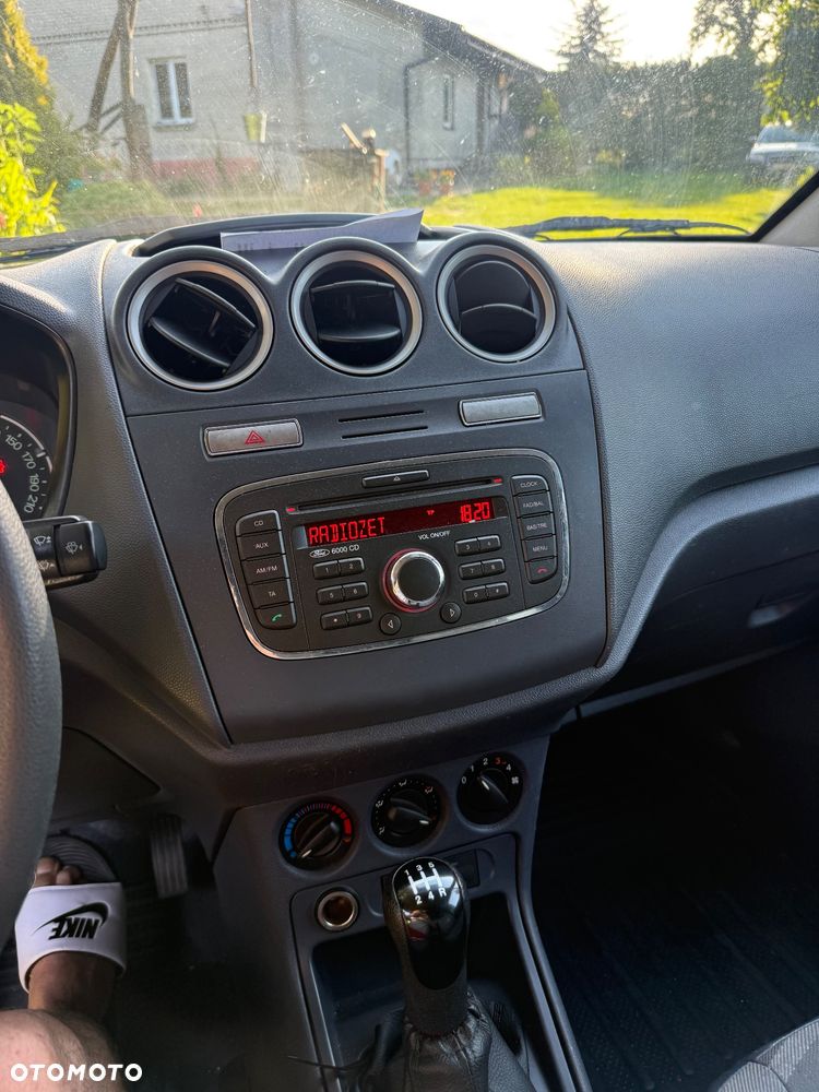 Ford Connect 75T200 - 7