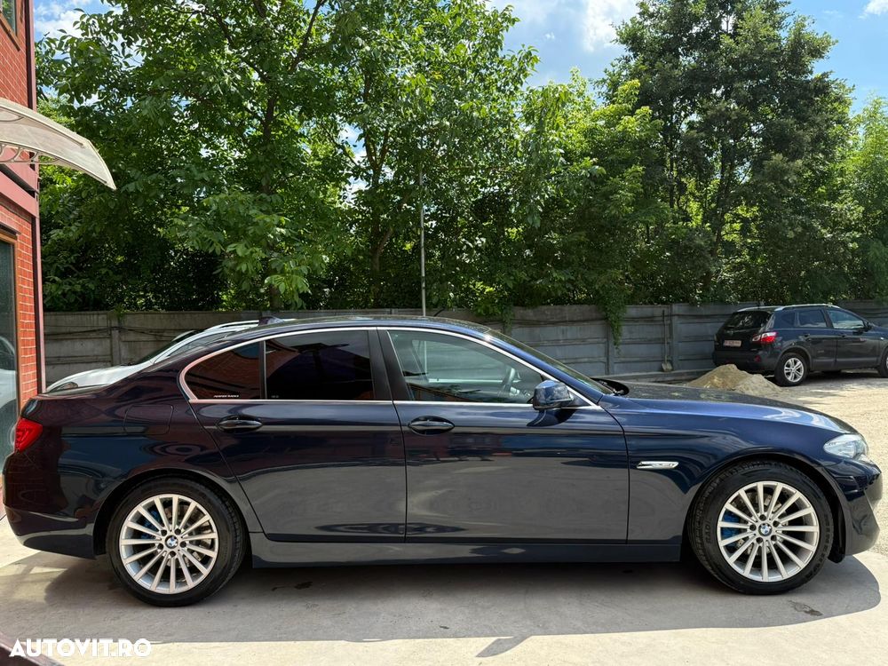 BMW Seria 5 520d - 30
