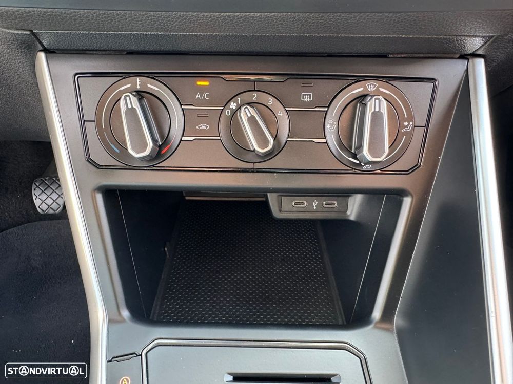 VW Polo 1.0 TSI Confortline - 24