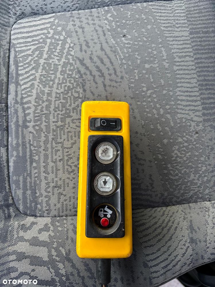 Renault MASCOTT - 12