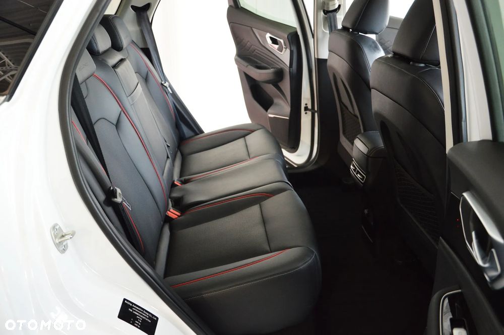 BAIC 7 1.5T Luxury DCT - 8