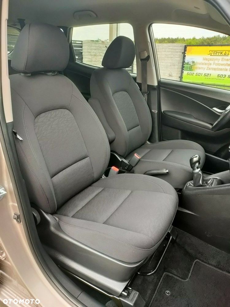 Hyundai ix20 1.6 blue Style - 18