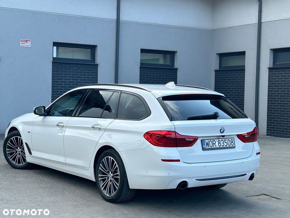 BMW Seria 5 520d Sport Line sport - 4