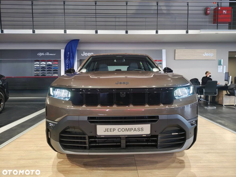 Jeep Compass 1.2 T3 mHEV Altitude FWD DCT - 10