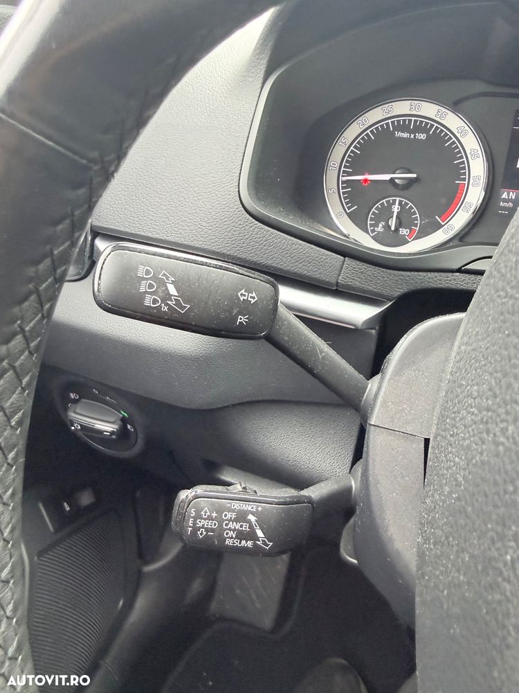 Skoda Karoq 2.0 TDI SCR 4x4 DSG Style - 4
