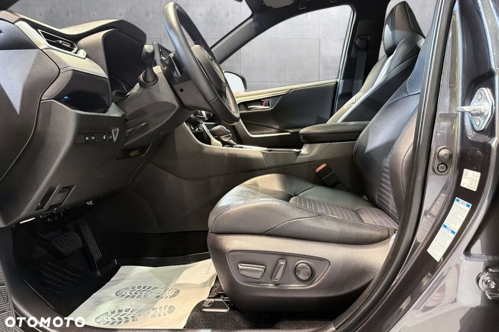 Toyota RAV4 Hybrid Style 4x4 - 10