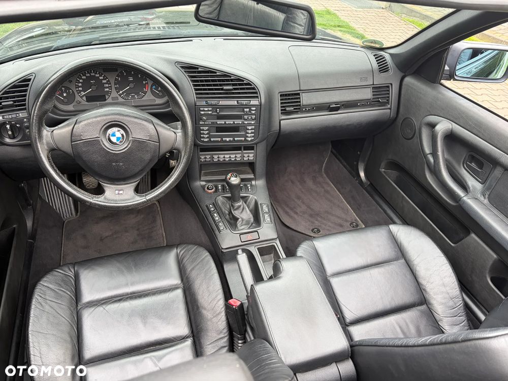 BMW Seria 3 320i - 15