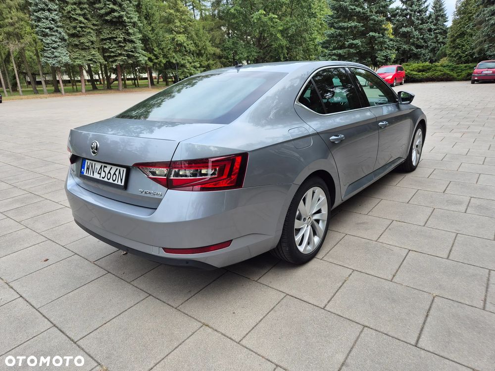 Skoda Superb 1.8 TSI Style DSG - 5