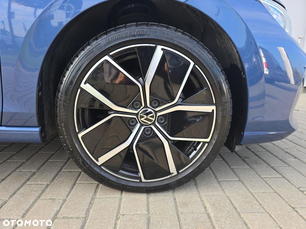 Volkswagen Golf - 18