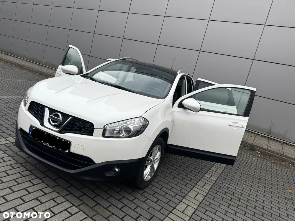 Nissan Qashqai - 1