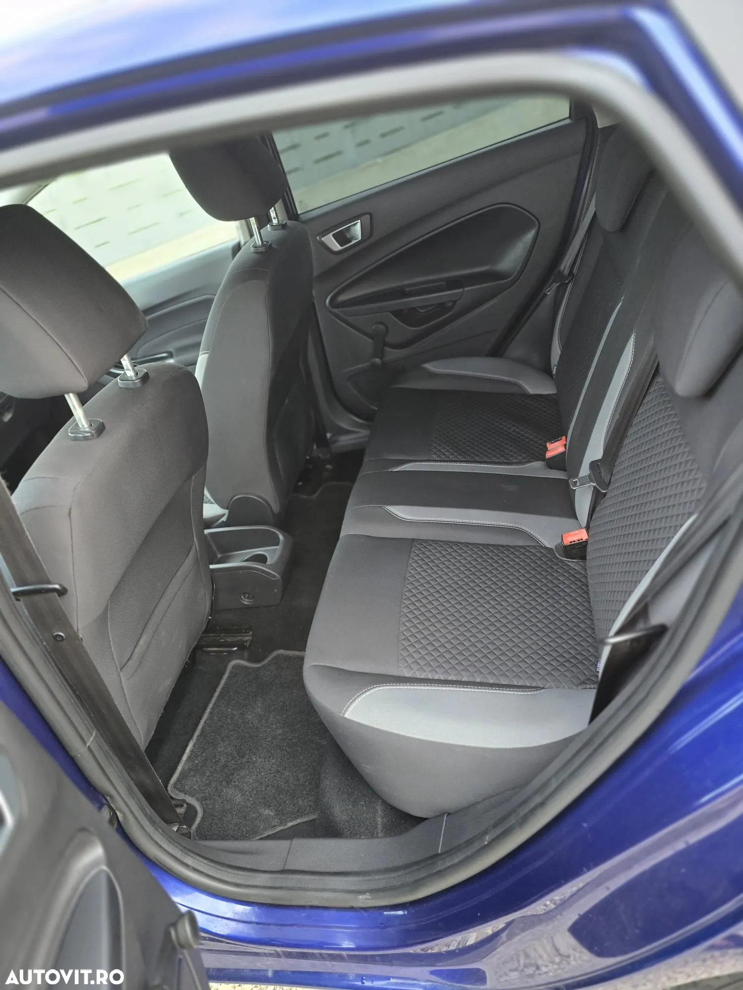 Ford Fiesta 1.6 TDCi DPF Trend - 18