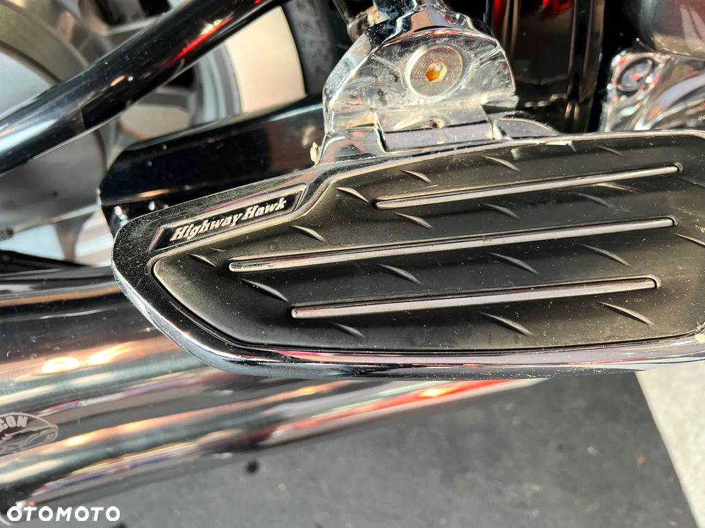 Suzuki Intruder - 20