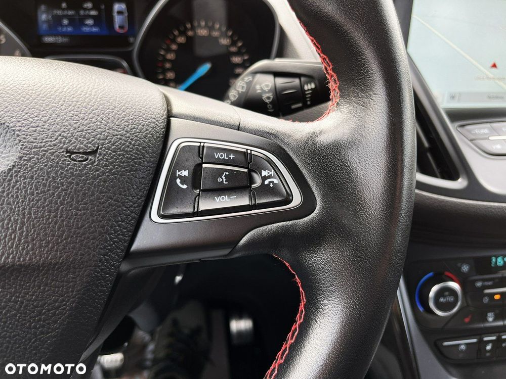 Ford Kuga 1.5 EcoBoost 2x4 ST-Line - 13