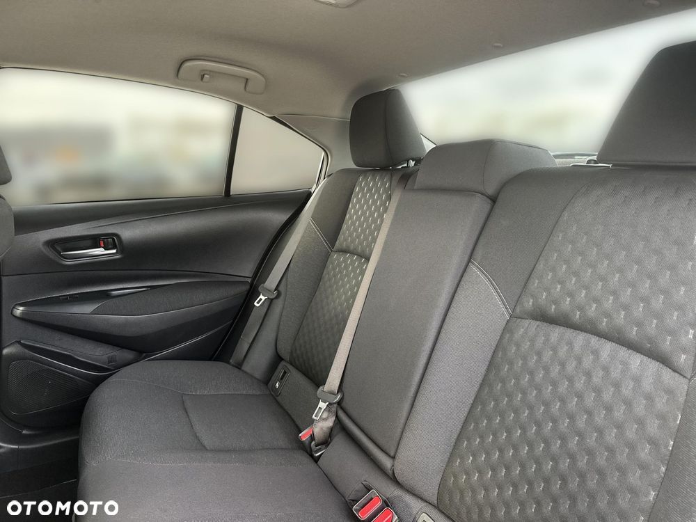 Toyota Corolla 1.8 Hybrid Style - 18