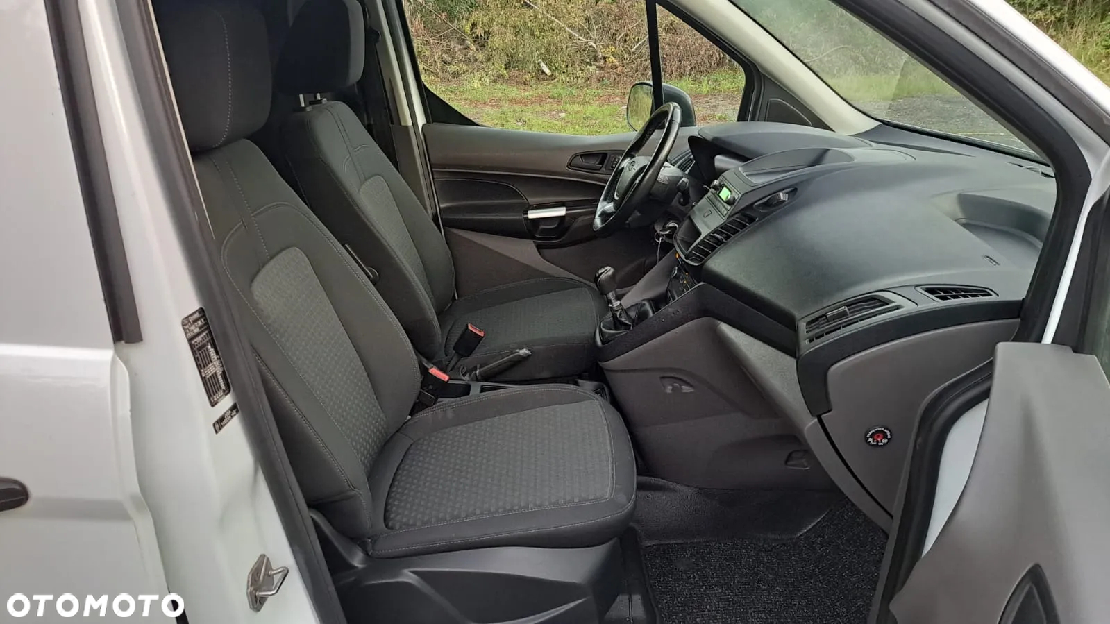 Ford Transit Connect - 12