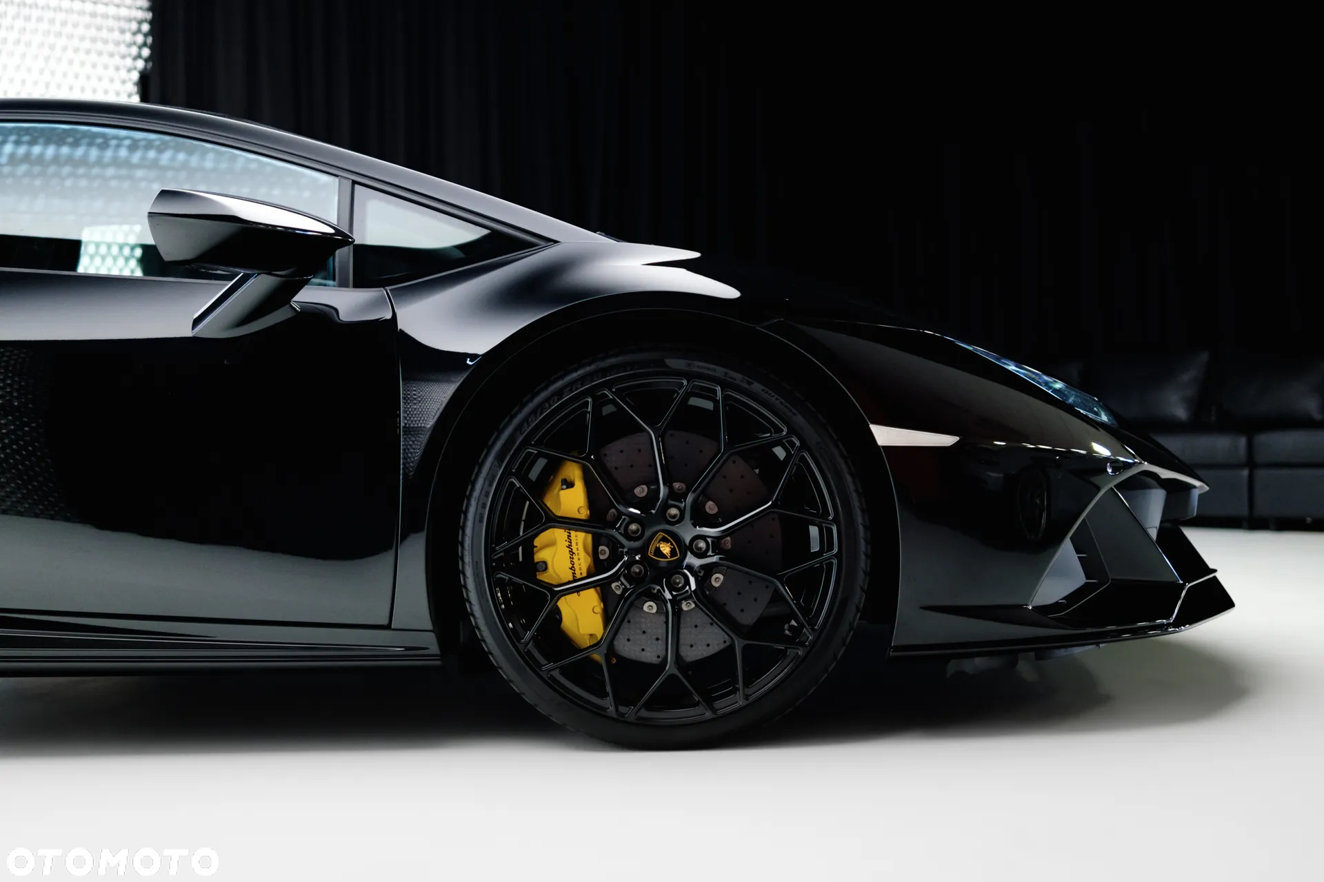Lamborghini Huracan - 6